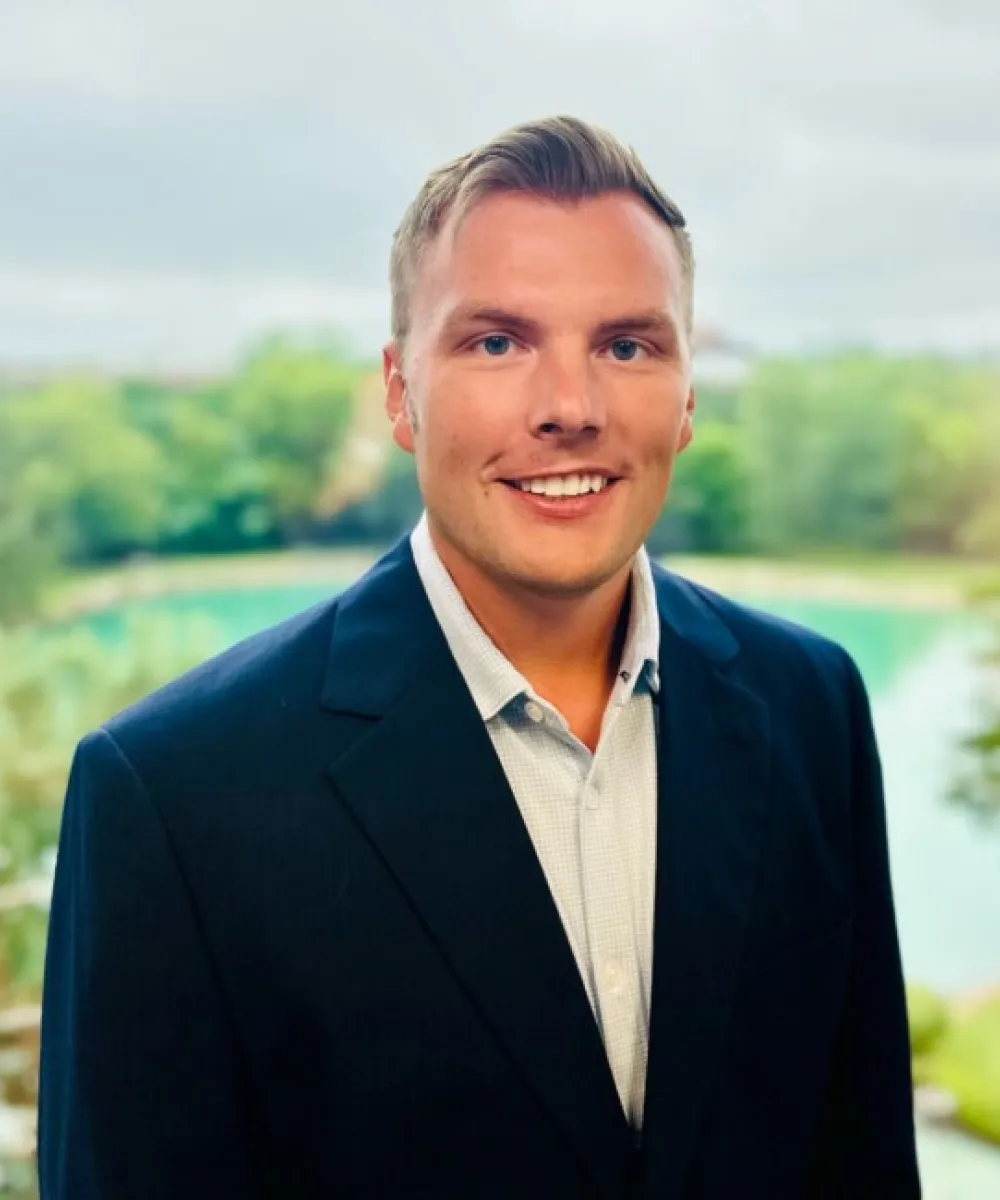 Parker Madl headshot